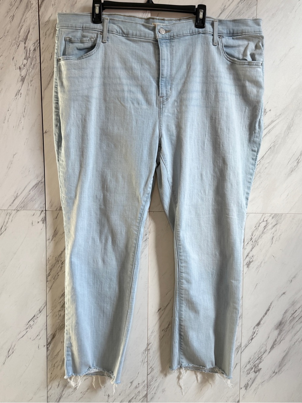 Levi's 724 High Rise Light Wash Cropped Straight Ankle Jeans 24W Raw Hem - Picture 2 of 9